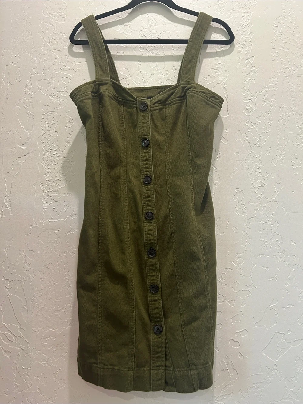 Olive Green Button-Front Sleeveless Dress - Picture 1 of 4